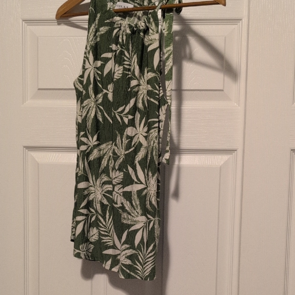 Gilli Green and White Leaf-Print Smocked Halter Top.